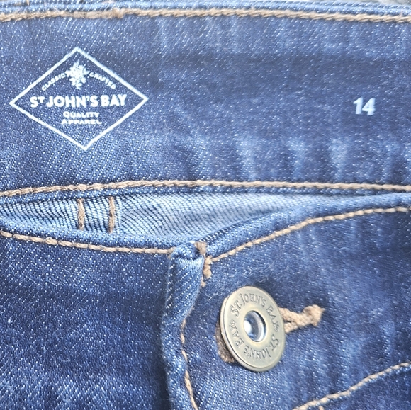 Bootcut Jeans - Picture 5 of 5